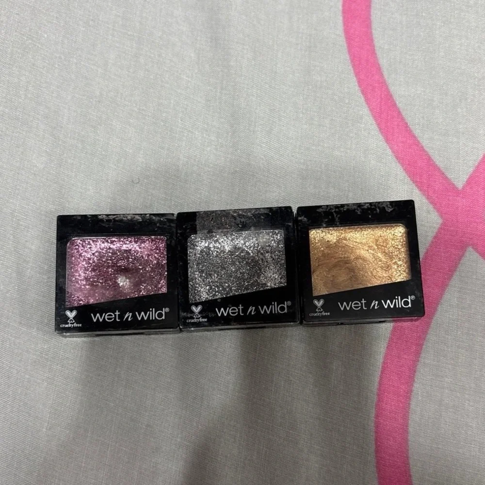 Wet n Wild Glitter Eyeshadows